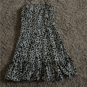 New black and white sunflower dress